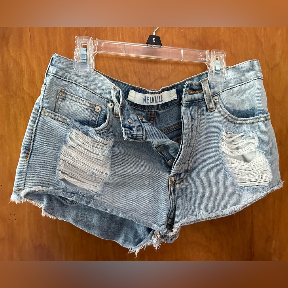 Brandy Melville distressed denim jean shorts with buttons one size